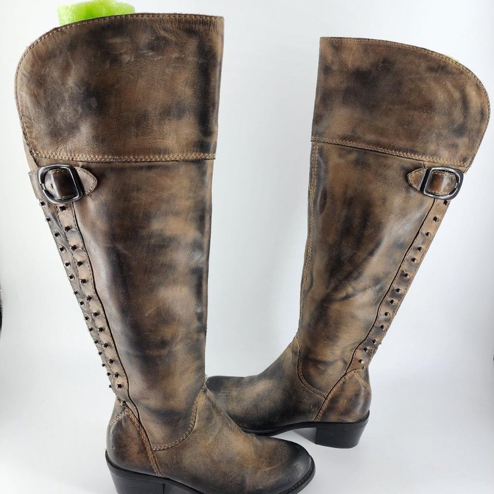 Vince Camuto studded biker boots Size 5B/35